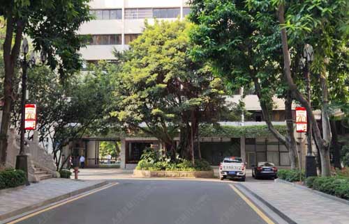消除智慧路燈上廣告隱患，LED燈桿屏才是正確打開方式